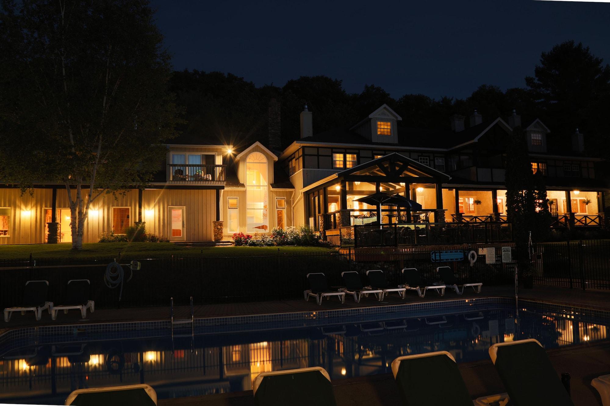 Sir Sam'S Inn & Spa (Adults Only) Haliburton Exterior photo