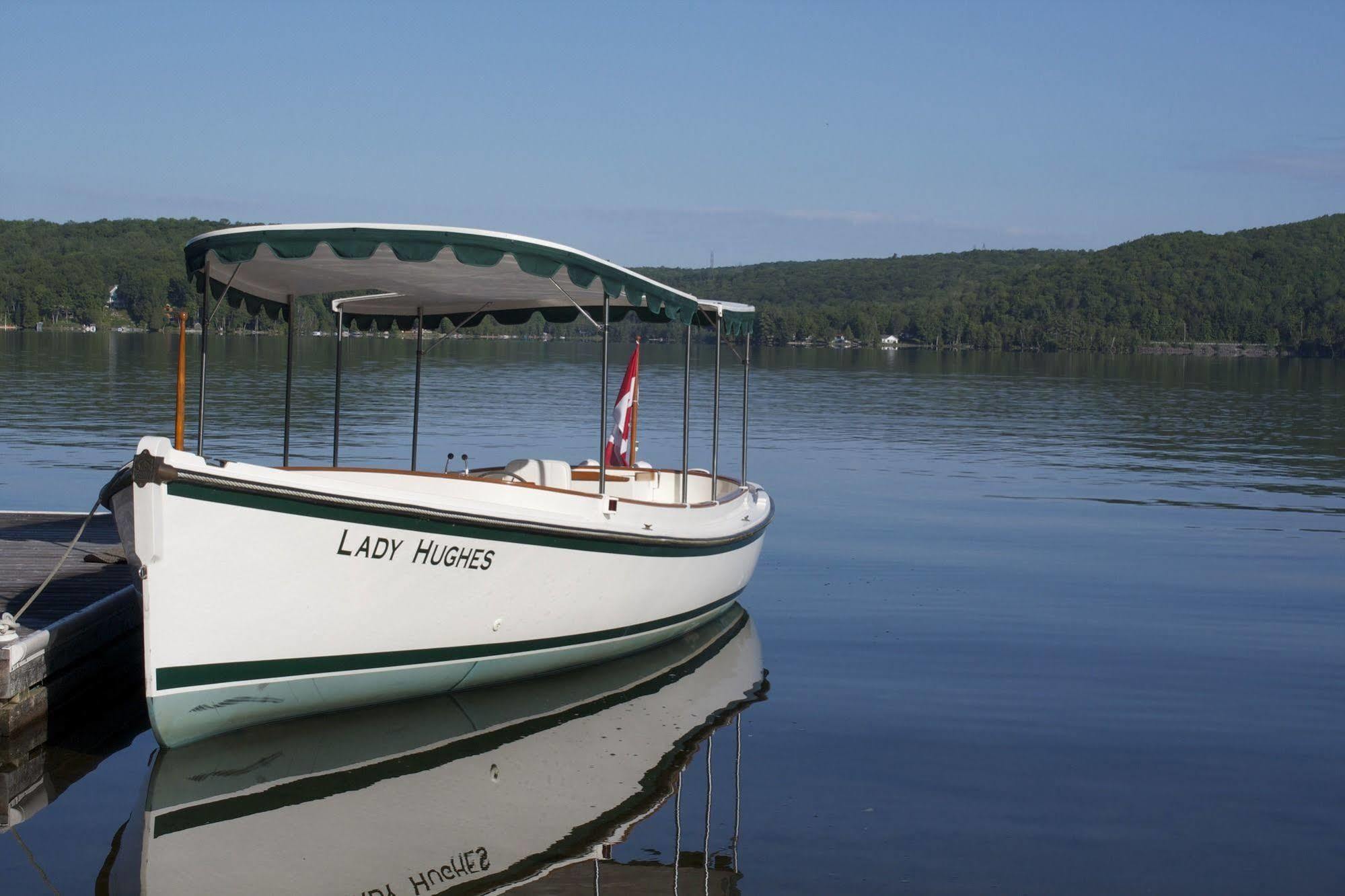 Sir Sam'S Inn & Spa (Adults Only) Haliburton Exterior photo