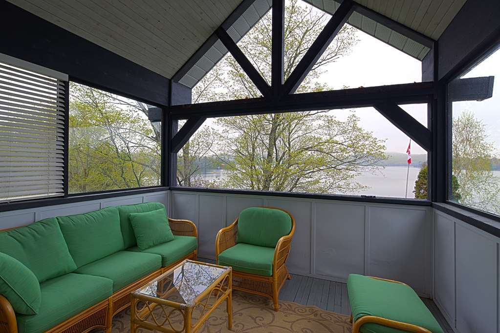Sir Sam'S Inn & Spa (Adults Only) Haliburton Room photo